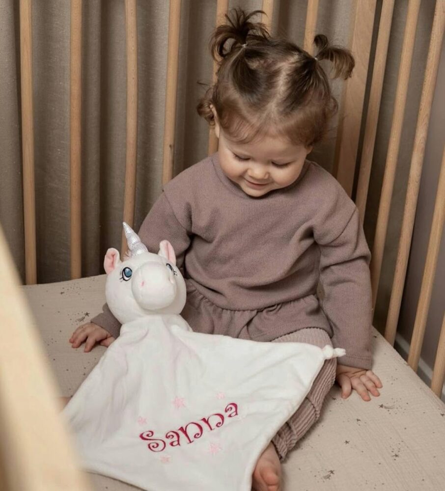 Personalized Gifts: Unique Presents for All Occasions Sanna and her personalized comforter