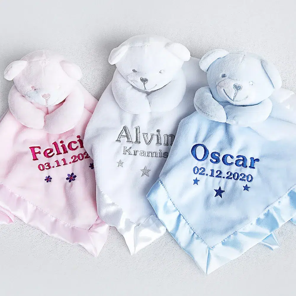 Personalized Gifts: Unique Presents for All Occasions Personalized baby comforters